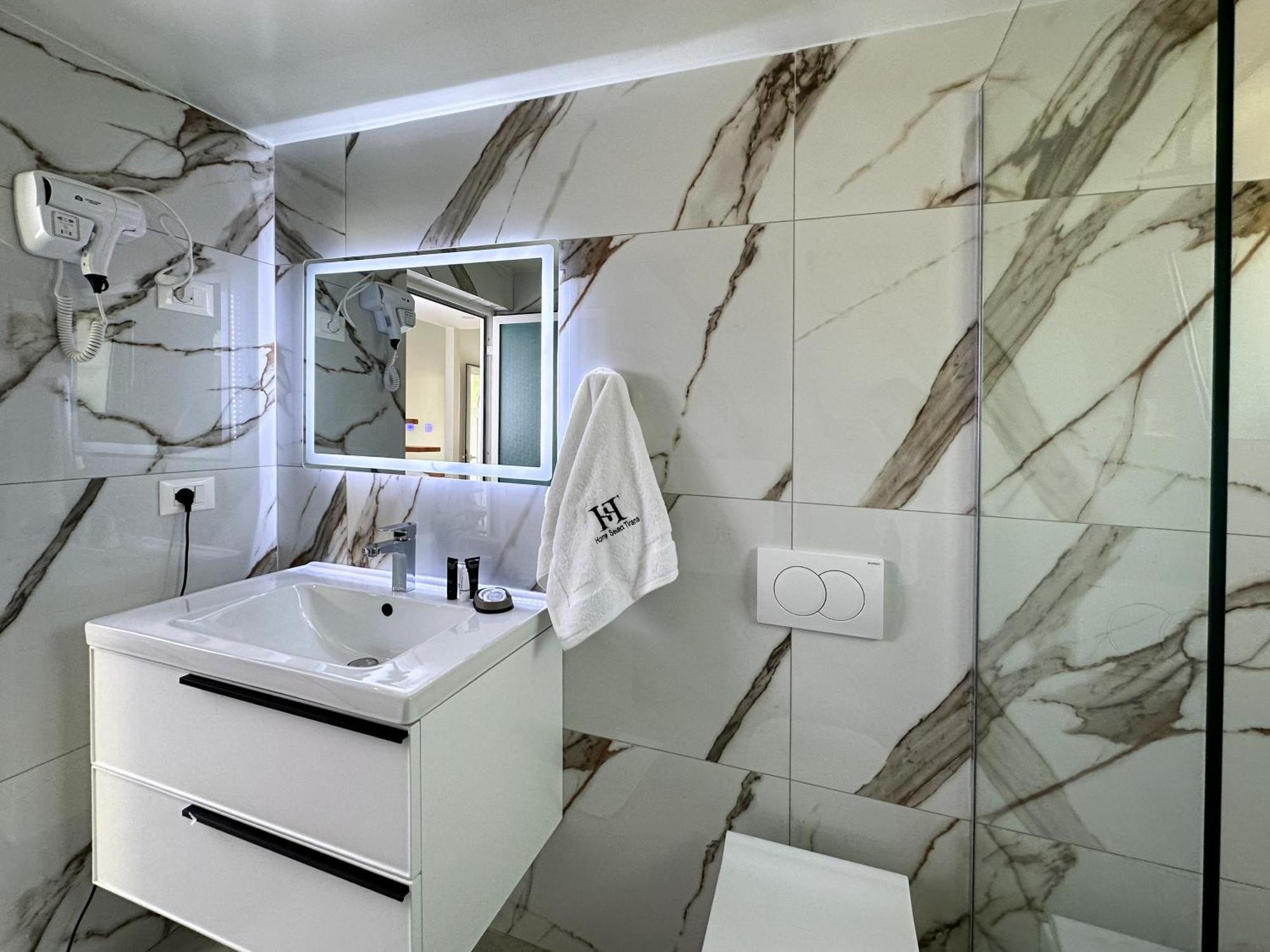 Home Select Tirana 2 Bagian luar foto